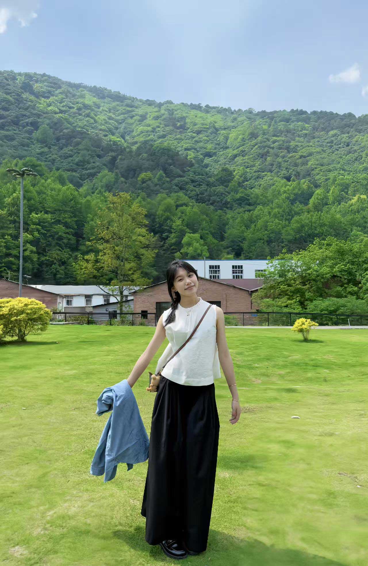 黄子茵